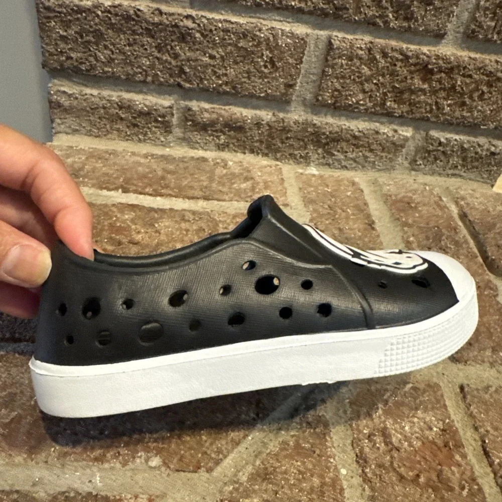 Little Kids Harper Canyon Disney Star Wars Water Slip On Shoe Sandals Sz 10 #546